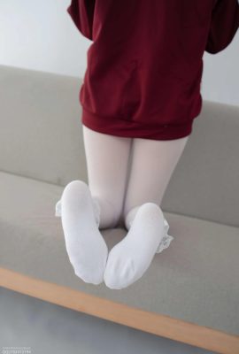 (Fondation Senro) JKFUN-057 Chaussettes en dentelle de soie blanche Aika (40P)