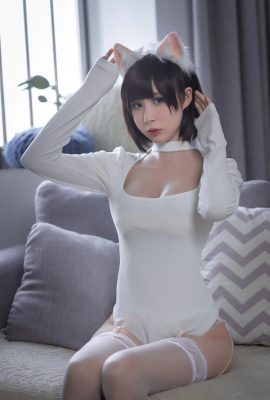 (Photo) Saionji Nange-Combinaison blanche chat blanc (30P)