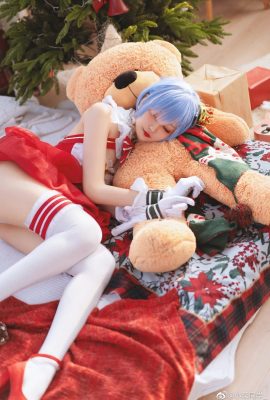 Re : La vie dans un monde différent de Scratch Rem Christmas @小TUClassmate_ (9P)