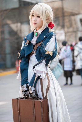 Shimada Bear-Violet Evergarden Comic Exhibition Retour Photo CP27 Retour Photo Violet