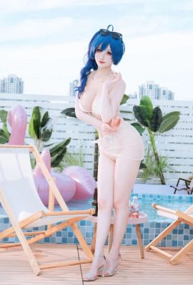 Rioko Liangzi – Bikini champagne Saint-Louis