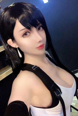 Rioko Liangliangzi – Le selfie de Tifa