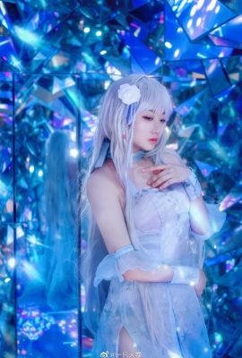 Re : La vie dans un monde différent de Zero Emilia-Ice Crystal Dress@一大roll(9P)