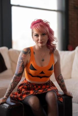 (Suicide Girls)07 octobre 2024 – Ktstrange – Summerween (50P)