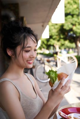 (Saki Ando) Une bonne silhouette ne peut pas cacher les seins dodus et bombés (36P)