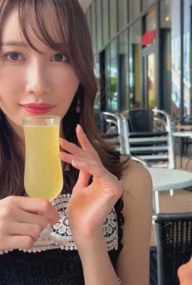 (GIF) Sora Amakawa Je veux coucher avec la plus belle femme dans un certain salon de luxe Pose le champagne et va dans un hôtel de luxe… (20P)