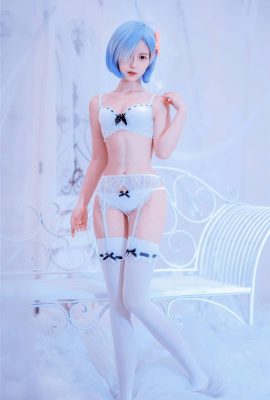 (Série de collections en ligne) Welfare Princess Zz « Rem » VIP Welfare Post (30P)