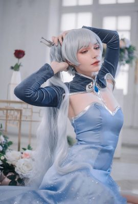 (Cosplay) Michi Kyunn – Weiss Schnee (23 décembre 2021)