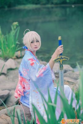 « Fate Stay Night » Saber Qingzhu ver. ~ Photo du Nouvel An du kimono de mon roi suspendue COSPLAY (67P)